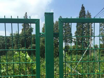 公園護欄網(wǎng)工程案例